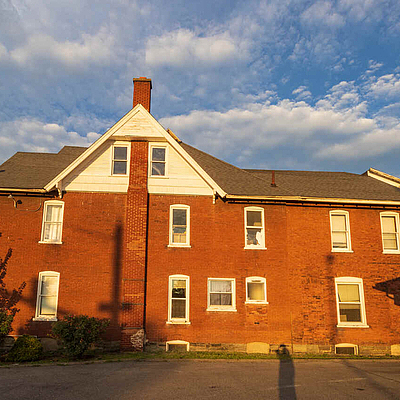 849 West Third Apartments